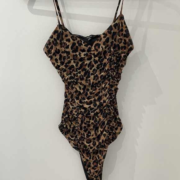 Cheetah print body suit - Picture 2 of 3